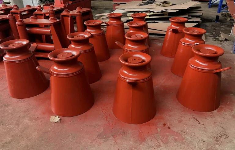 Marine mooring rollers designed for smooth rope handling